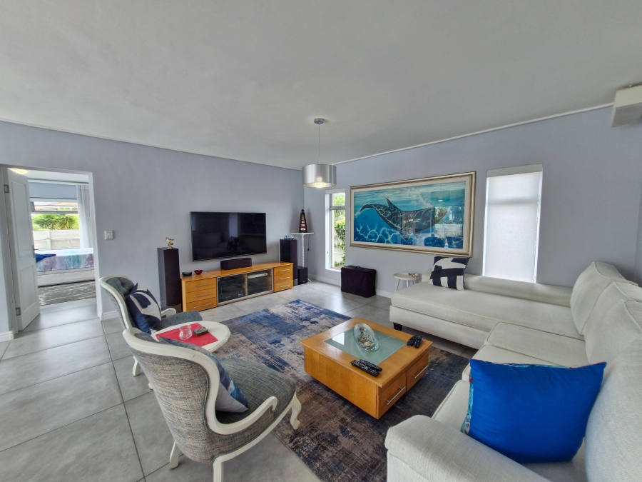 3 Bedroom Property for Sale in Stilbaai Wes Western Cape